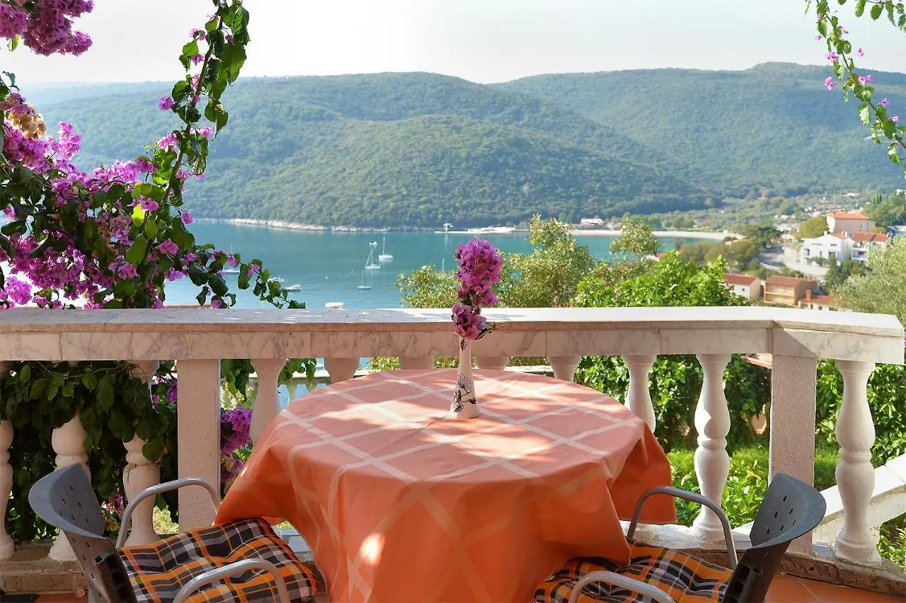 Apartments Plominska 938 Rabac