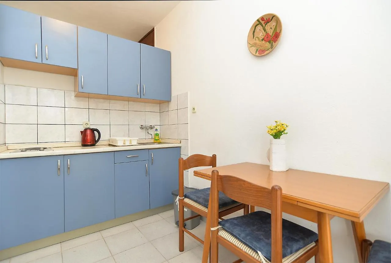 Apartments Plominska 938 Rabac